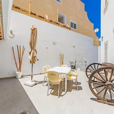 Holiday home Balcon Del Atlantico Y Piscina Privada *