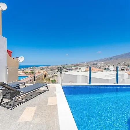 Holiday home Balcon Del Atlantico Y Piscina Privada *